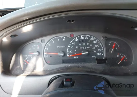 2003 Mazda B3000 Ds z USA, uszkodzony, nr VIN 4F4YR12U03TM00844